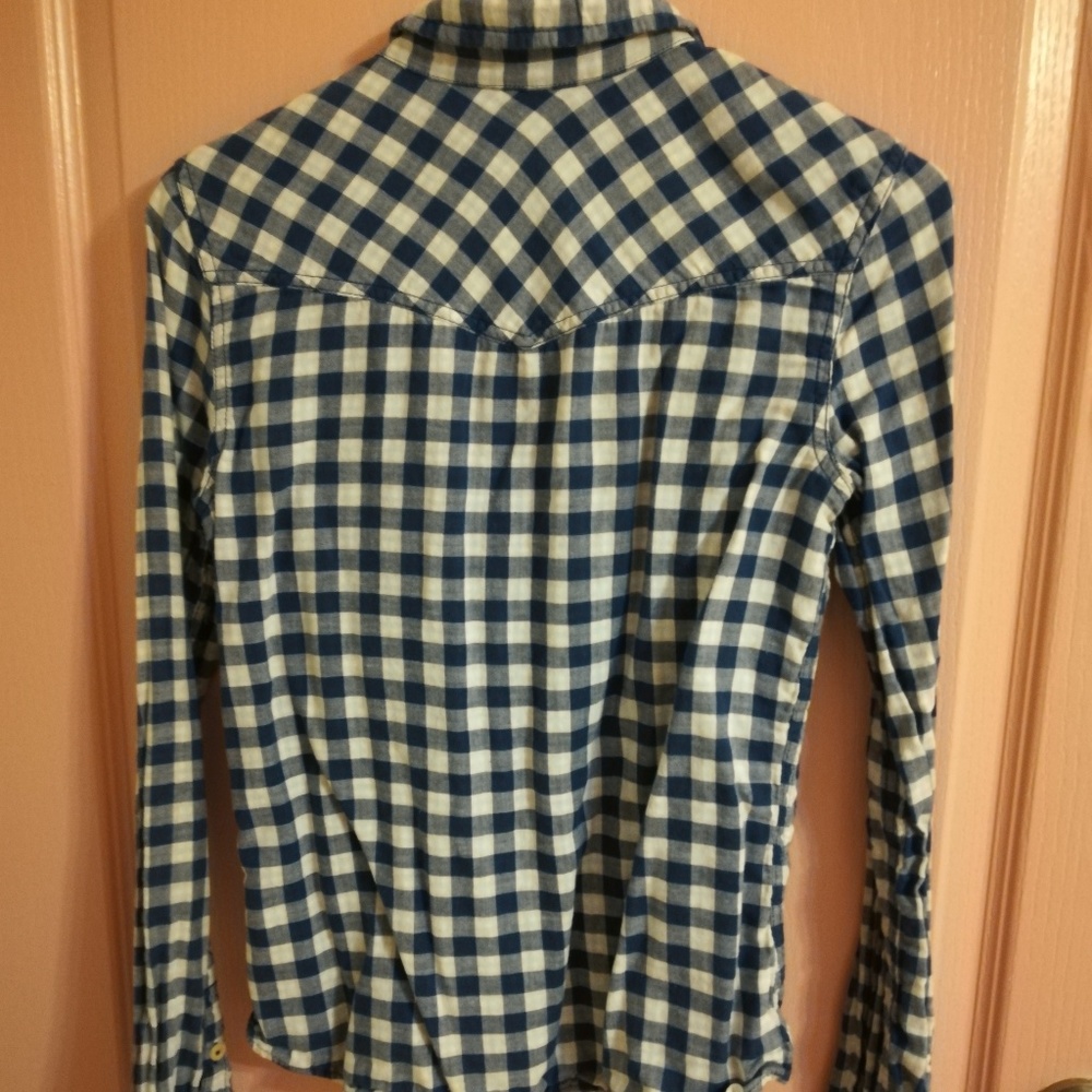 Hollister blue and white plaid shirt - Picture 4 of 4